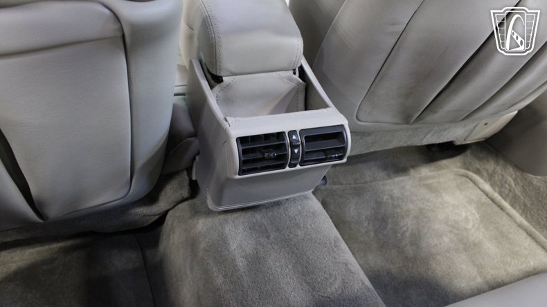 1999 Cadillac DeVille 158