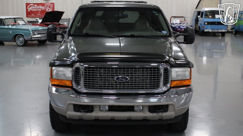 2001 Ford Excursion 22