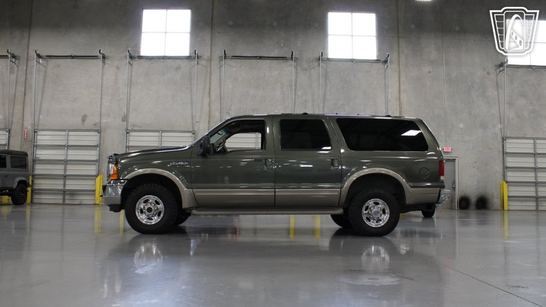 2001 Ford Excursion 46