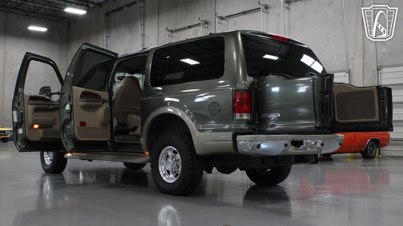 2001 Ford Excursion 76