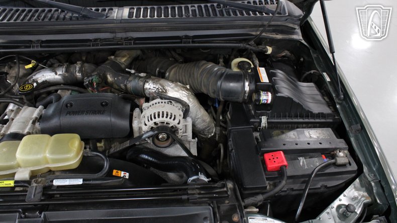 2001 Ford Excursion 100