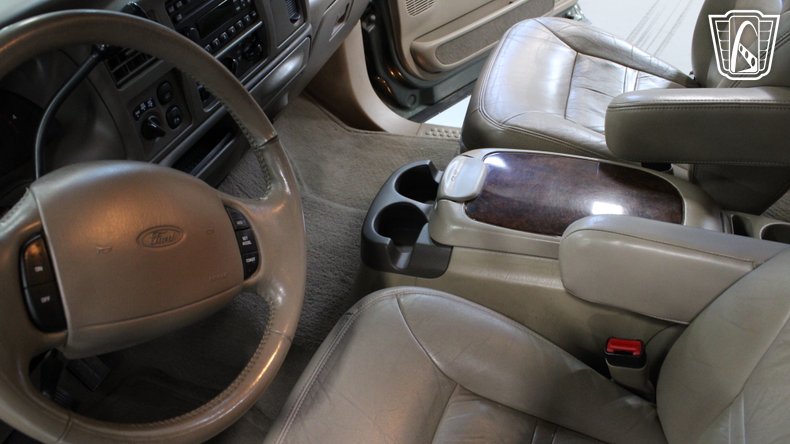 2001 Ford Excursion 118