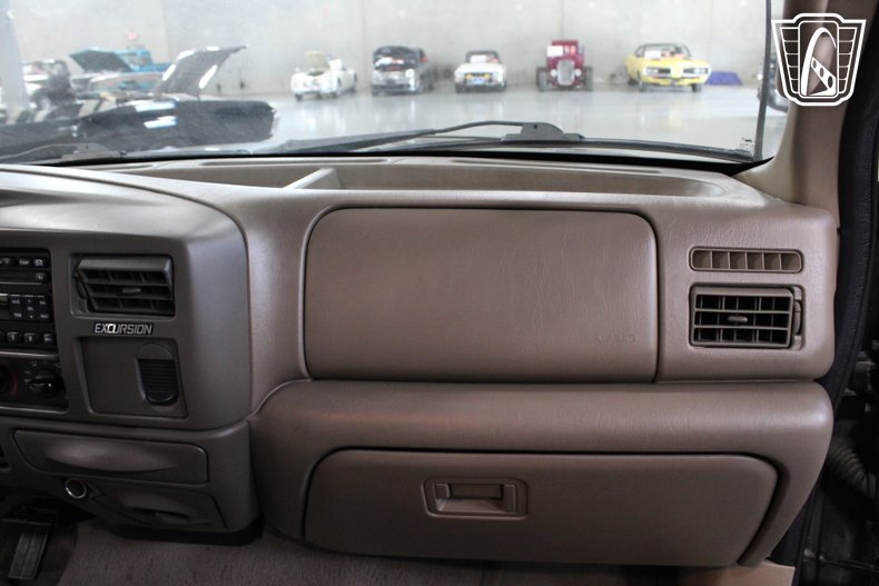 2001 Ford Excursion 119