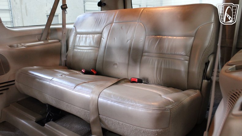 2001 Ford Excursion 15