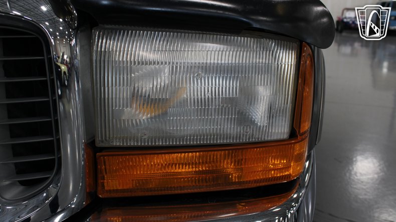 2001 Ford Excursion 143