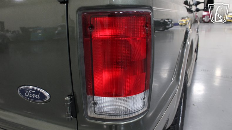 2001 Ford Excursion 153