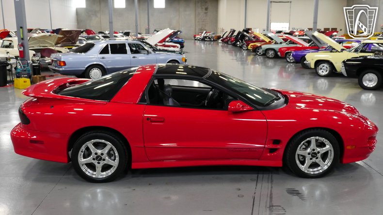 1998 Pontiac Trans Am 38