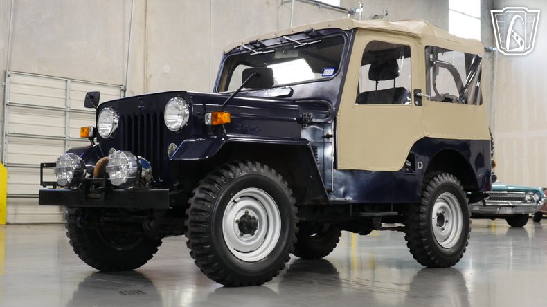 1981 Mitsubishi Jeep 21