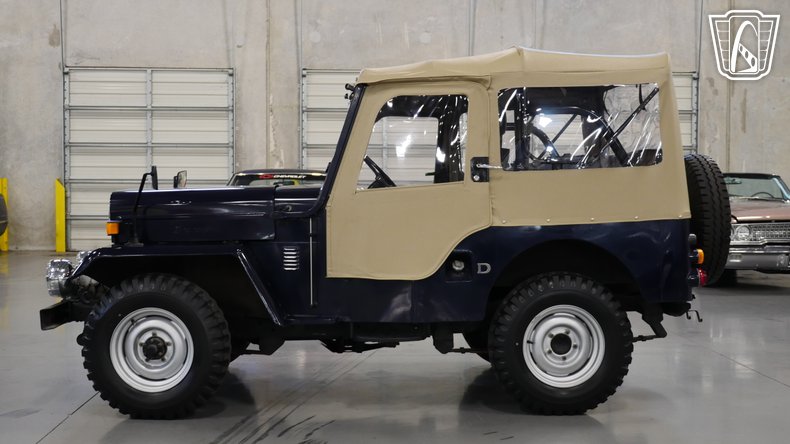 1981 Mitsubishi Jeep 3