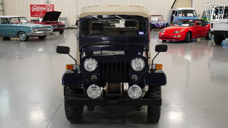 1981 Mitsubishi Jeep 34