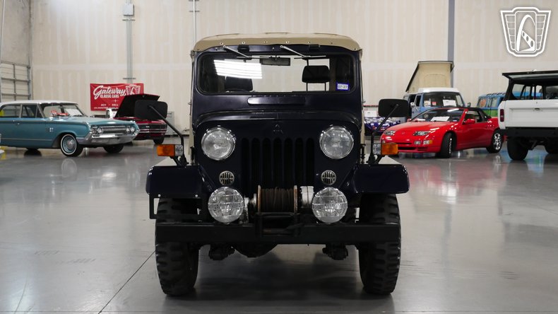 1981 Mitsubishi Jeep 9