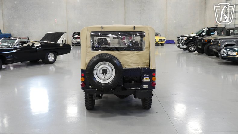 1981 Mitsubishi Jeep 44