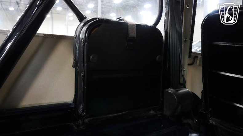 1981 Mitsubishi Jeep 104