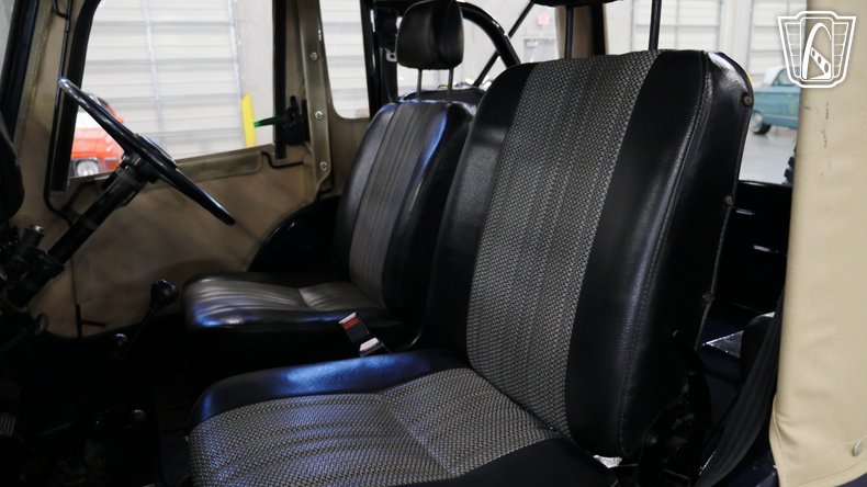 1981 Mitsubishi Jeep 112