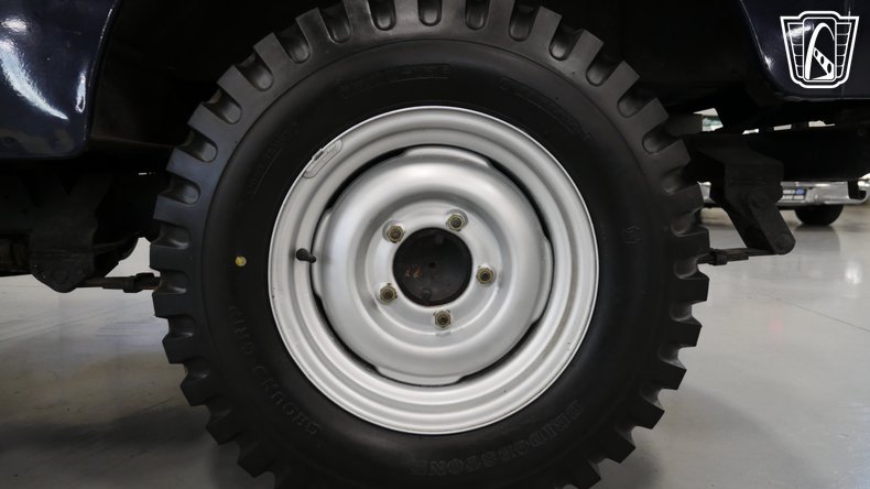 1981 Mitsubishi Jeep 14