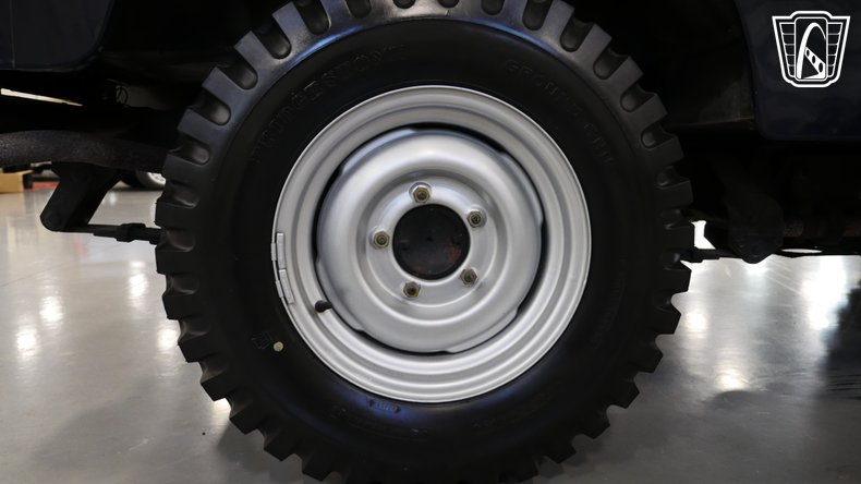 1981 Mitsubishi Jeep 15