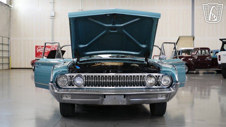 1964 Mercury Monterey 13