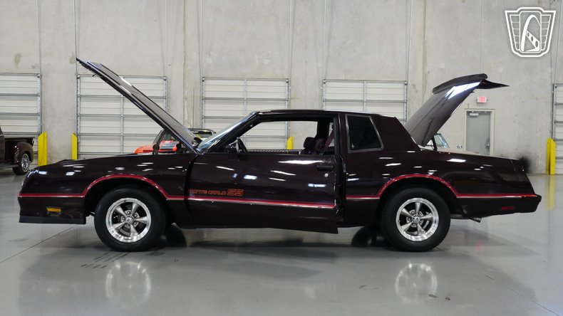 1985 Chevrolet Monte Carlo 10