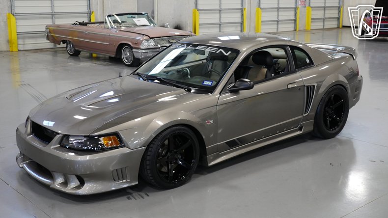 2001 Ford Mustang 21