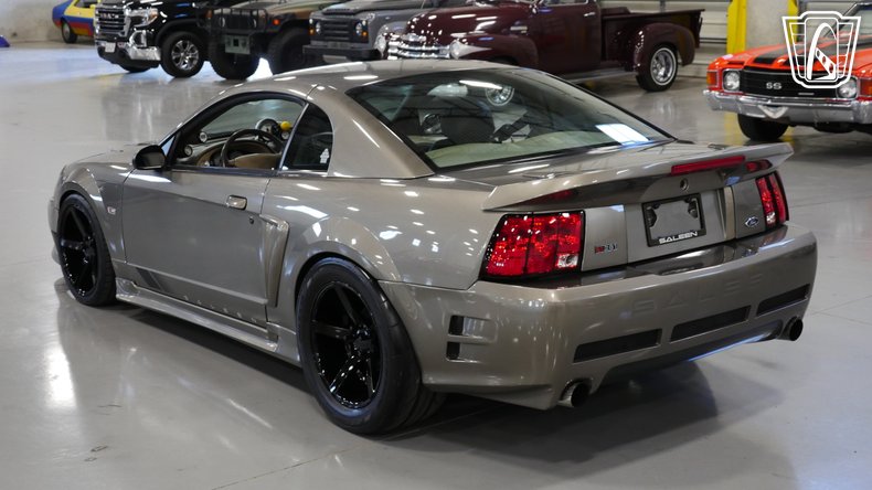 2001 Ford Mustang 25