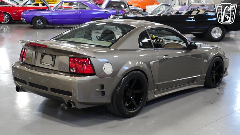 2001 Ford Mustang 29