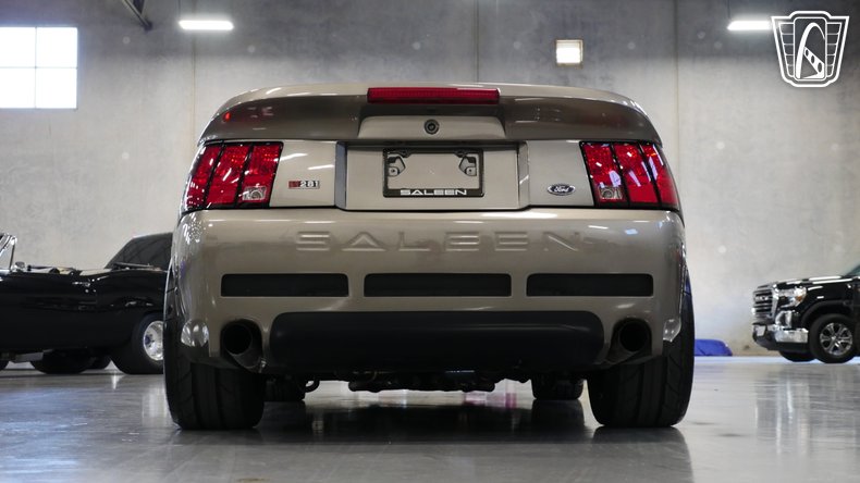 2001 Ford Mustang 28