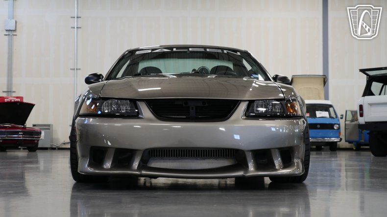 2001 Ford Mustang 36