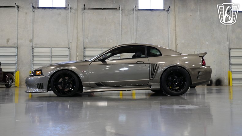 2001 Ford Mustang 42