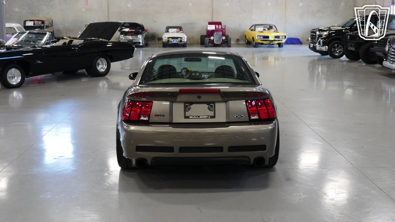 2001 Ford Mustang 46