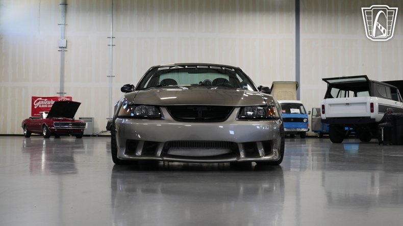 2001 Ford Mustang 60