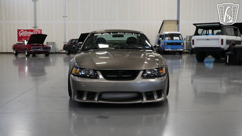 2001 Ford Mustang 59