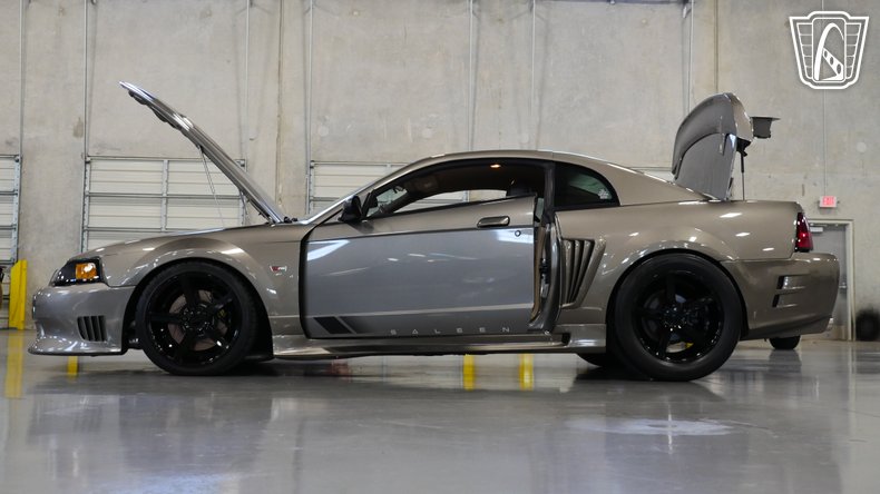 2001 Ford Mustang 77