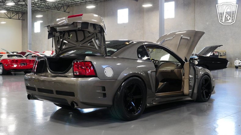 2001 Ford Mustang 84