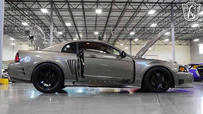 2001 Ford Mustang 87