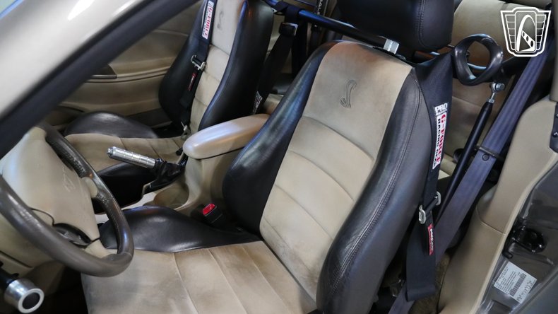 2001 Ford Mustang 117