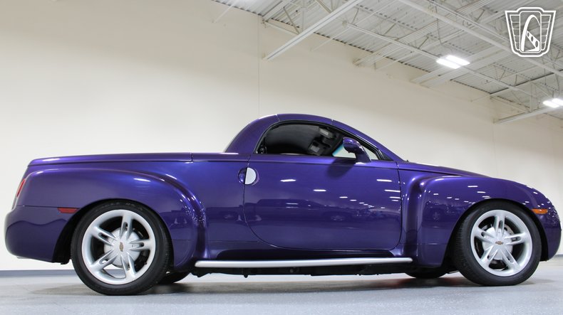 2004 Chevrolet SSR 69