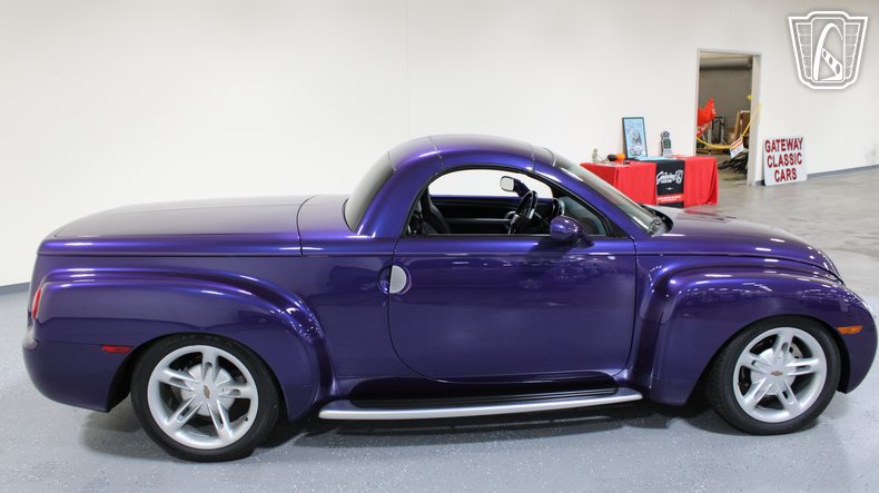 2004 Chevrolet SSR 47