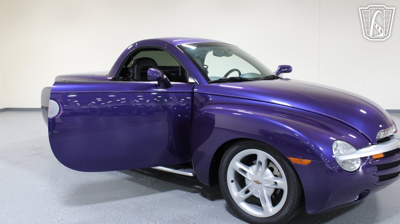 2004 Chevrolet SSR 73