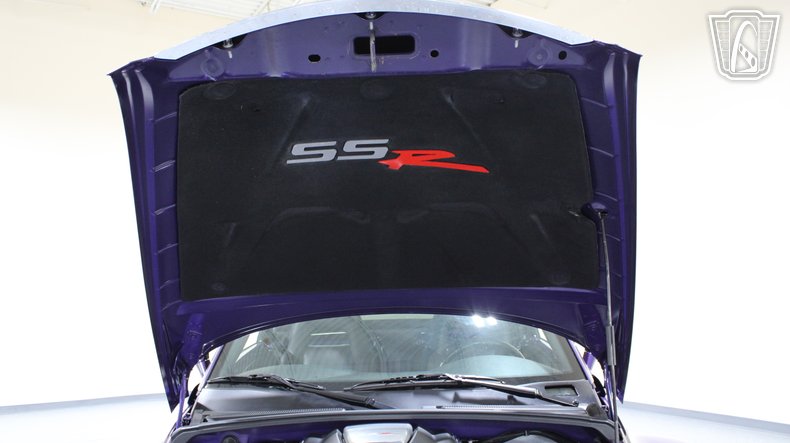 2004 Chevrolet SSR 32