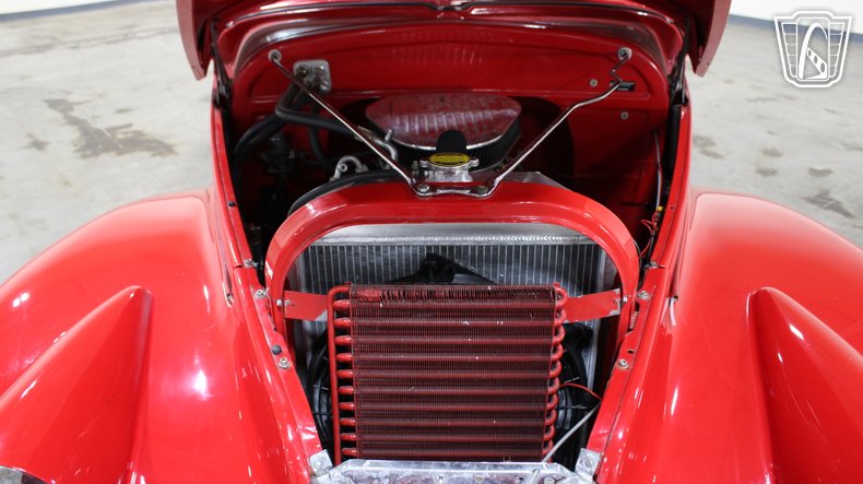 1940 Chevrolet Coupe 69