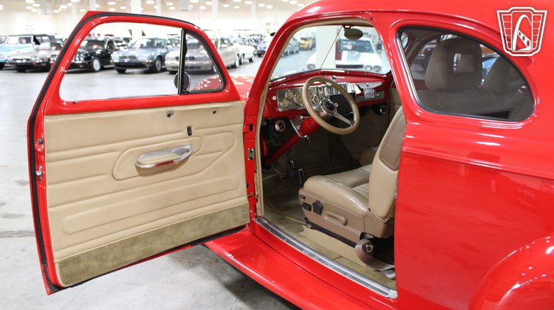 1940 Chevrolet Coupe 82
