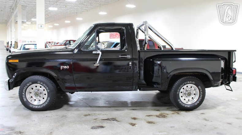 1984 Ford F150 23