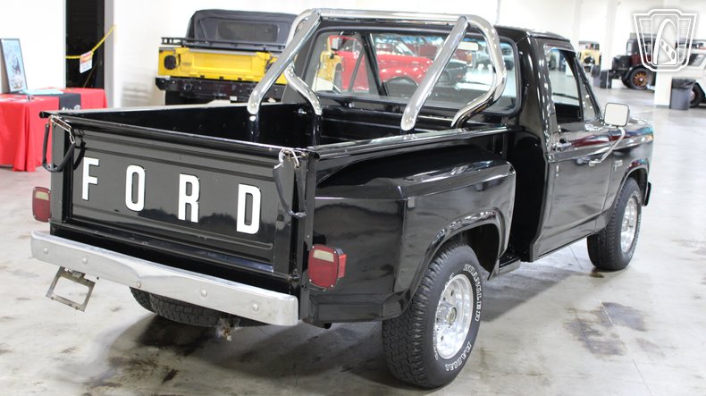 1984 Ford F150 32