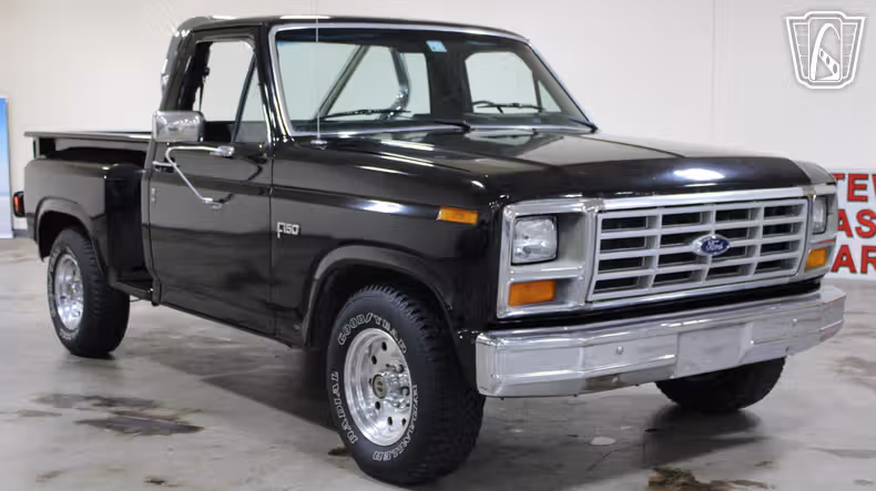 1984 Ford F150 second image