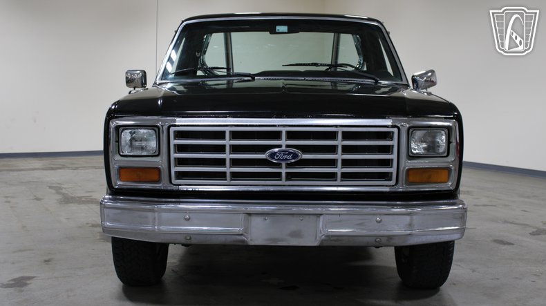 1984 Ford F150 3