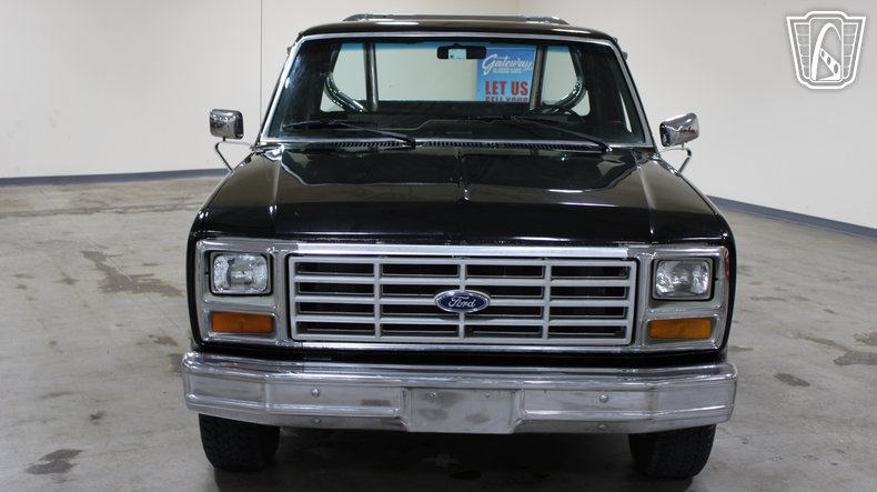 1984 Ford F150 38