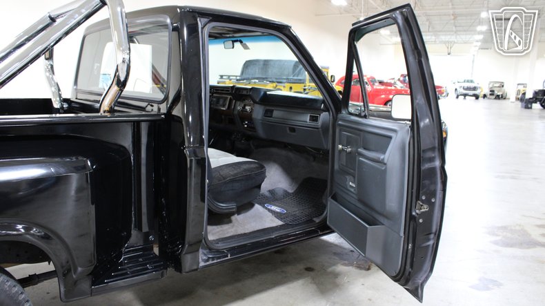 1984 Ford F150 104