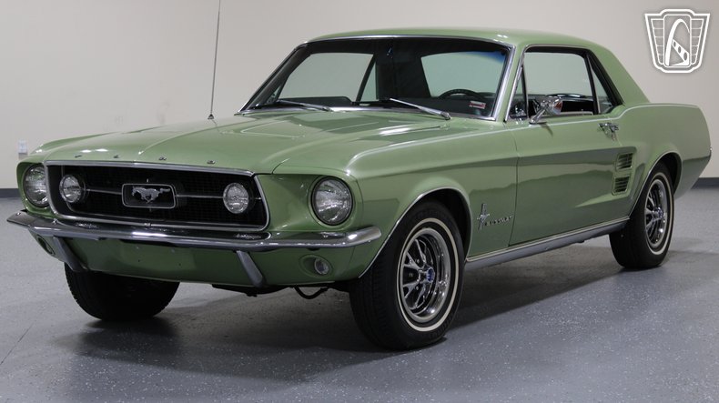 1967 Ford Mustang 21