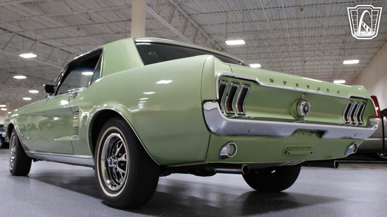 1967 Ford Mustang 28