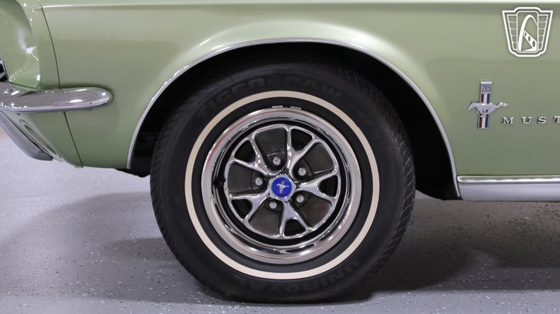 1967 Ford Mustang 40